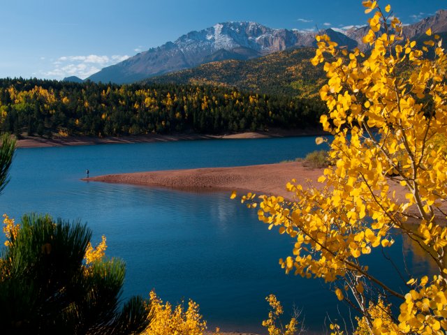 Colorado Springs CVB Changes Name to Visit Colorado Springs